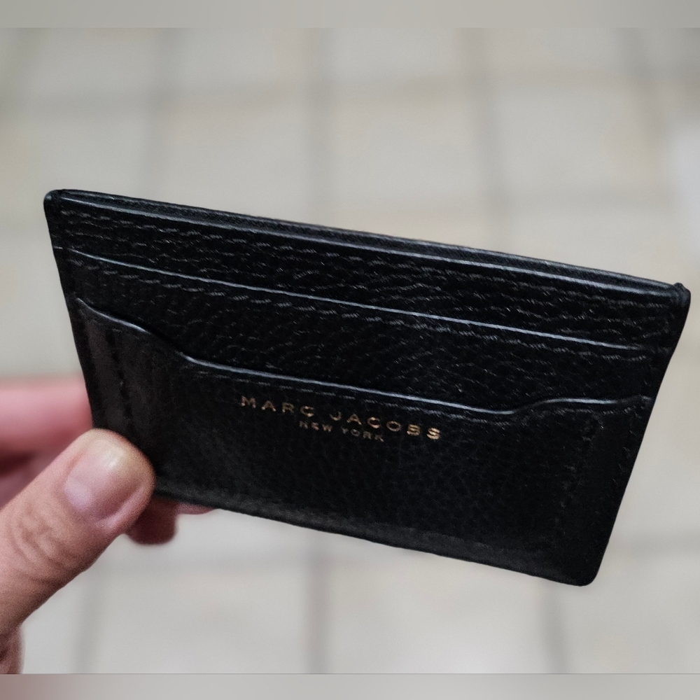 Marc Jacobs Empire City Pebbled Black Card Holder EUC - Picture 5 of 12